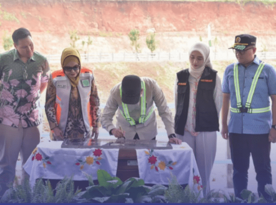 Ketua DPRD Provinsi Lampung, Ahmad Giri Akbar, menghadiri Peresmian Pembangunan Bangunan Penampung Air (Embung) Kemiling yang berlokasi di Kecamatan Kemiling, Kota Bandar Lampung